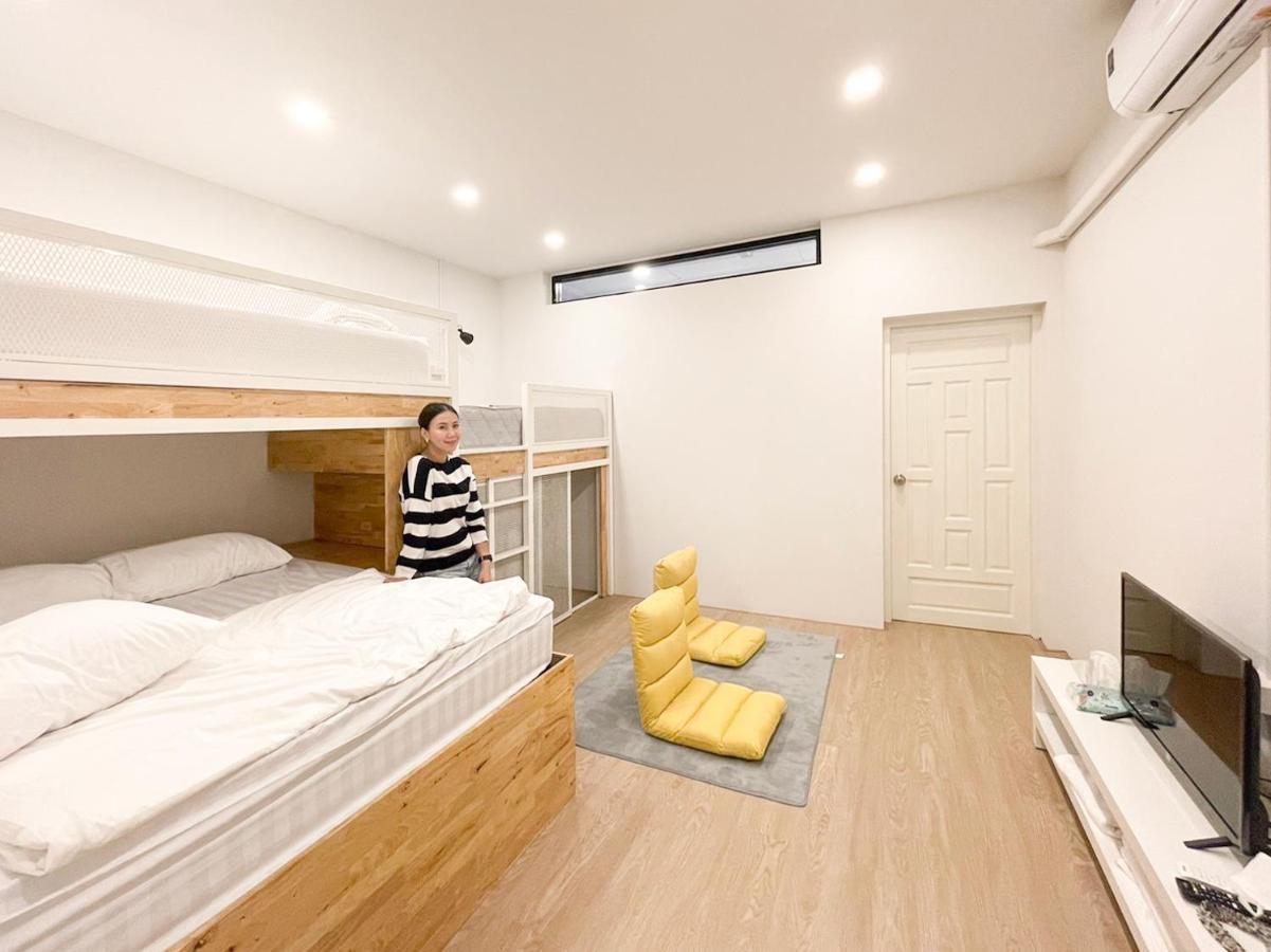 Paknap Hostel ナーン エクステリア 写真