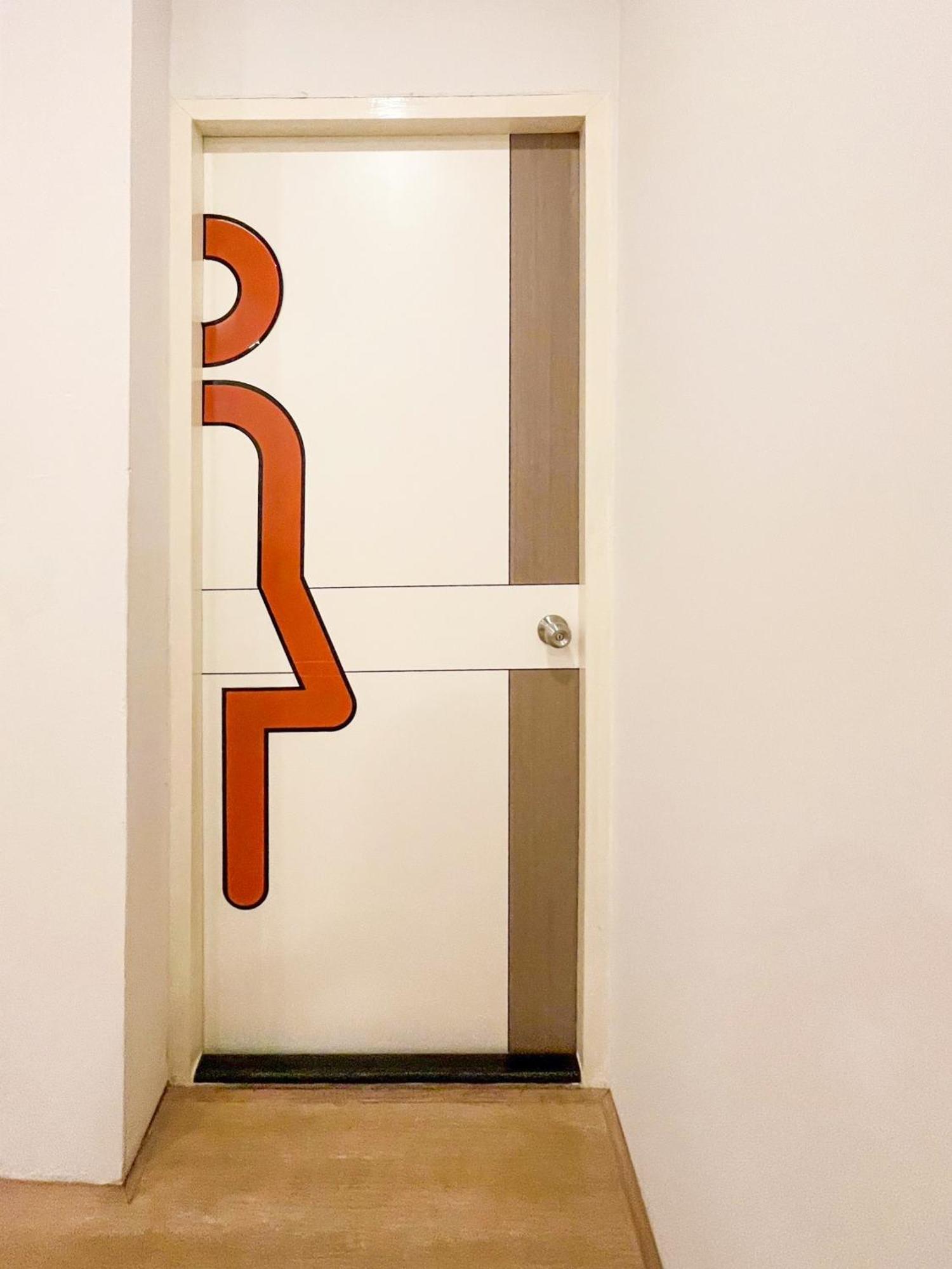 Paknap Hostel ナーン エクステリア 写真